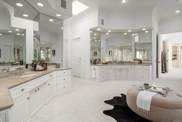 Building Photo - 6868 Spyglass Ln