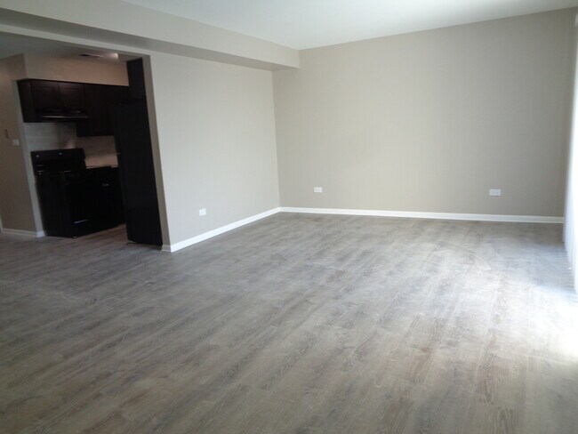 Building Photo - 11953 S Lawndale Ave