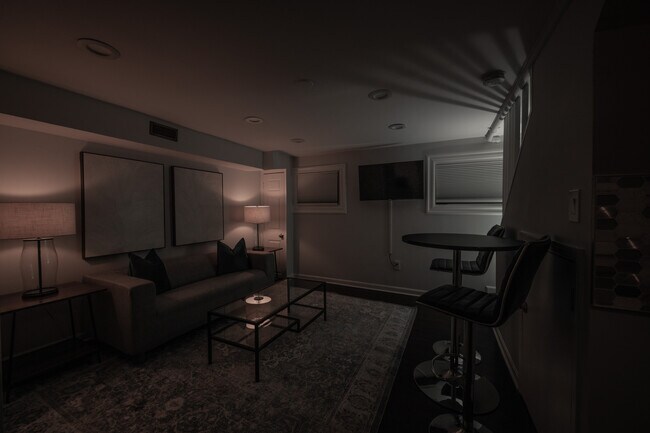 Building Photo - Basement