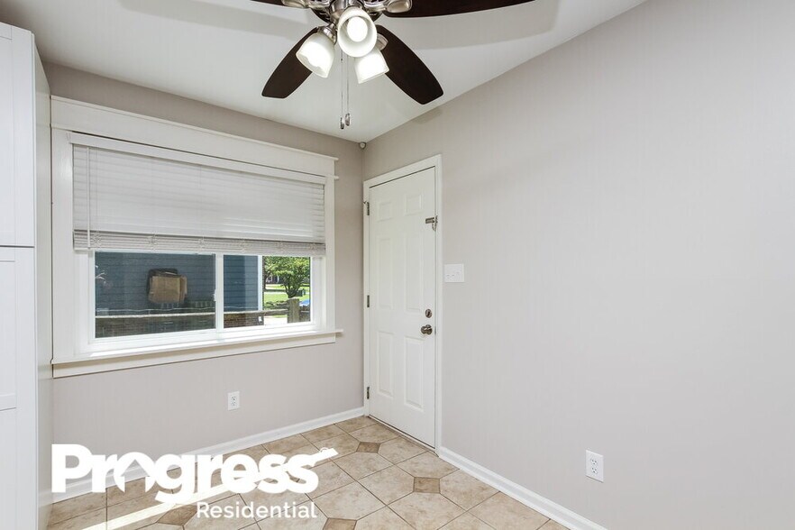 Building Photo - 12907 Silbury Ln