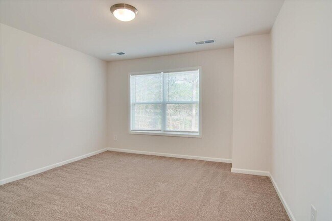 Building Photo - 6242 High Top Ln