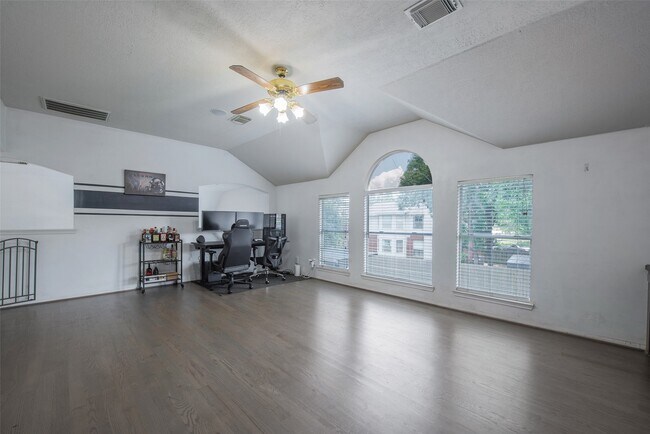 Building Photo - 4606 Atascocita Trail