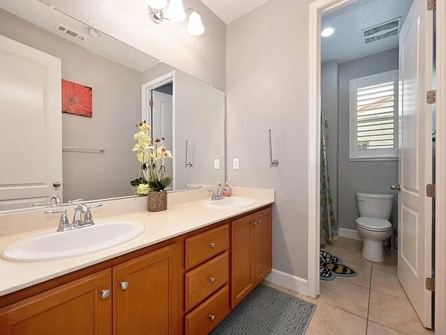 Building Photo - 4054 Camden Ct