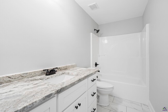 Building Photo - 168 Camden Way