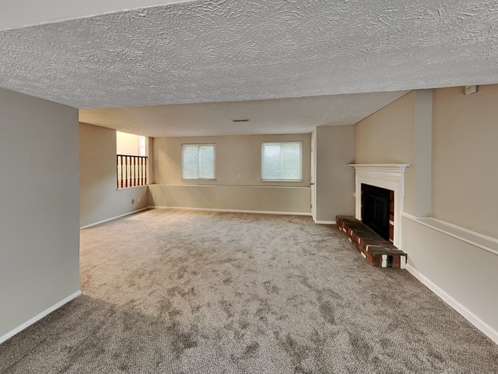 Building Photo - 4784 White Oak Trail