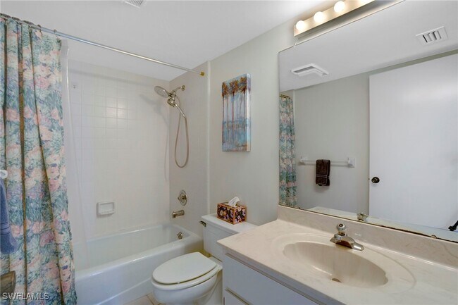 Building Photo - 15400 Cedarwood Ln