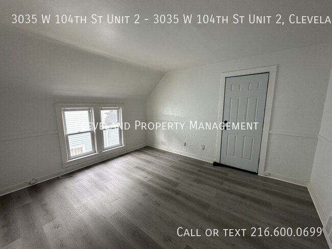 Building Photo - 3035 W 104th St