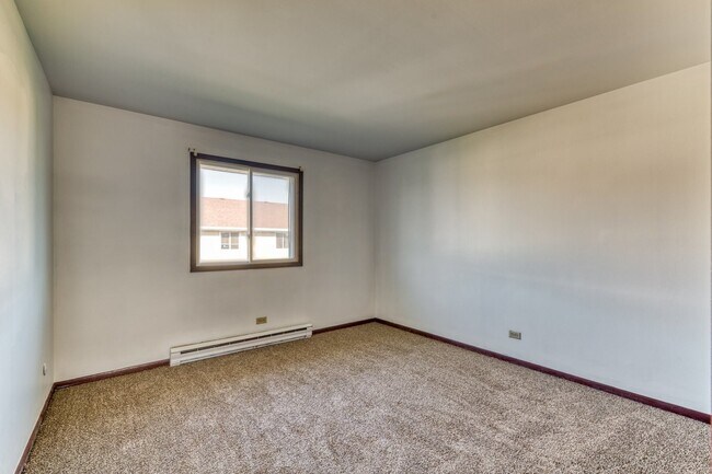 Building Photo - 1713 Nelson Rd