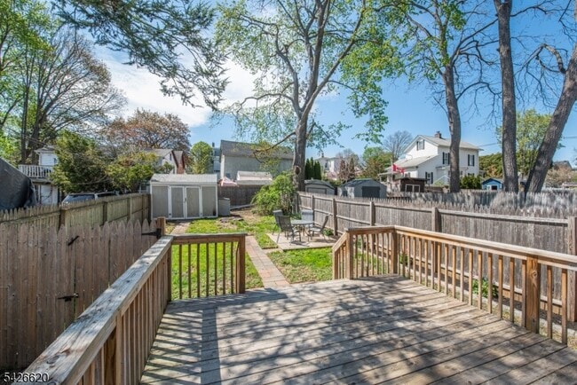 Building Photo - 108 Lafayette St