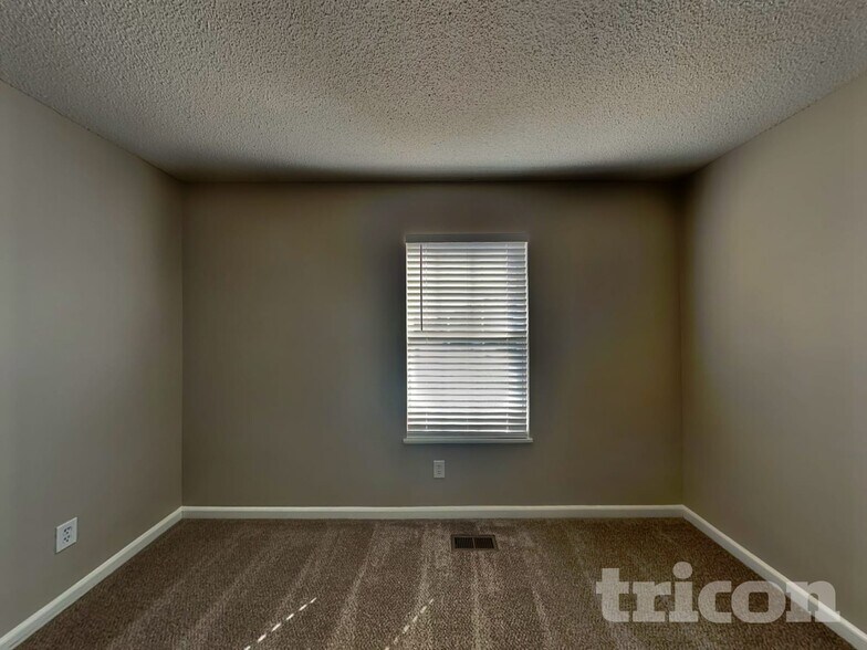 Building Photo - 540 Halleck Ln