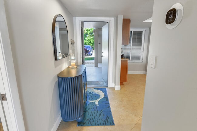 Building Photo - 4440 NE Sandpebble Trce