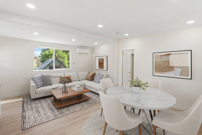 Building Photo - 3646 Curlew St