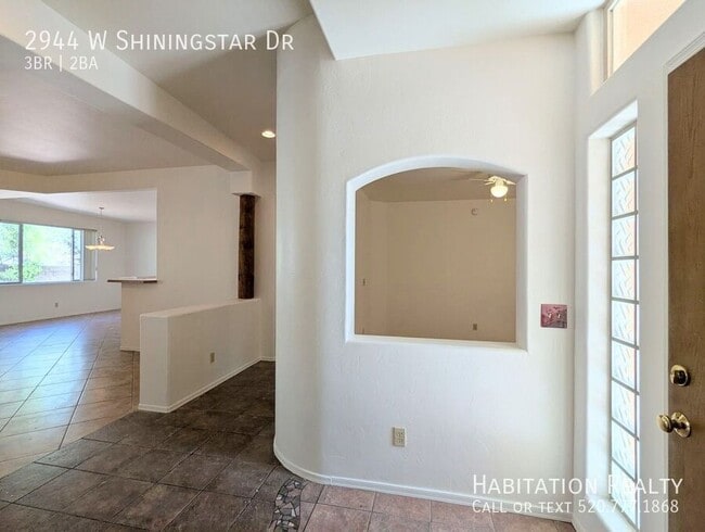 Building Photo - 2944 W Shiningstar Dr