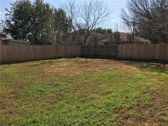 Building Photo - 4507 Hoffman Dr