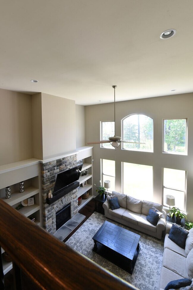 Building Photo - 72 Kimball Grove Ct