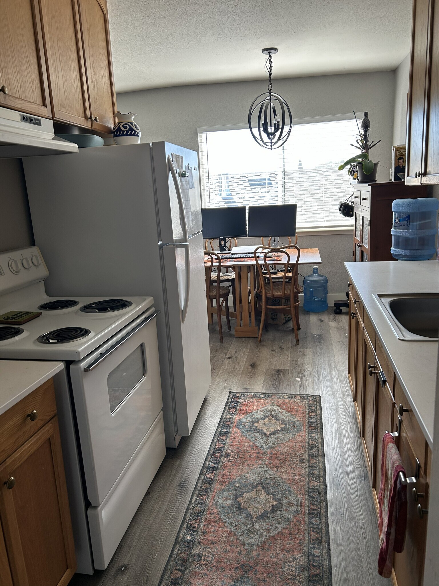 kitchen - 17709 Sunset Way