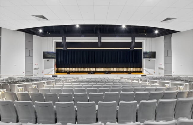 Building Photo - 277 Brighton G