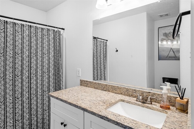 Building Photo - 2515 Bammelwood Dr
