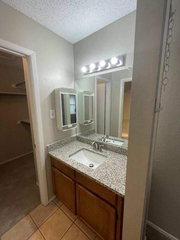 Building Photo - 12307 Deer Falls Dr