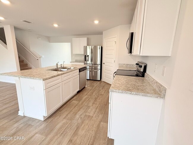 Building Photo - 7245 Ellie B Dr