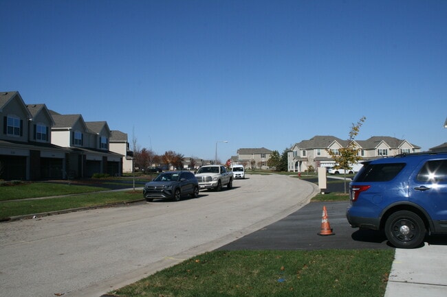 Front View - 1129 Hawk Hollow Dr