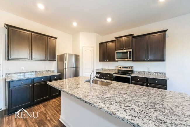 Building Photo - Coming Soon!