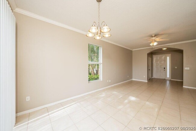 Building Photo - 424 Rainbow Springs Terrace