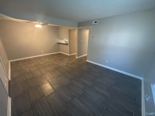 Building Photo - 3422 Glen Park Cir NW