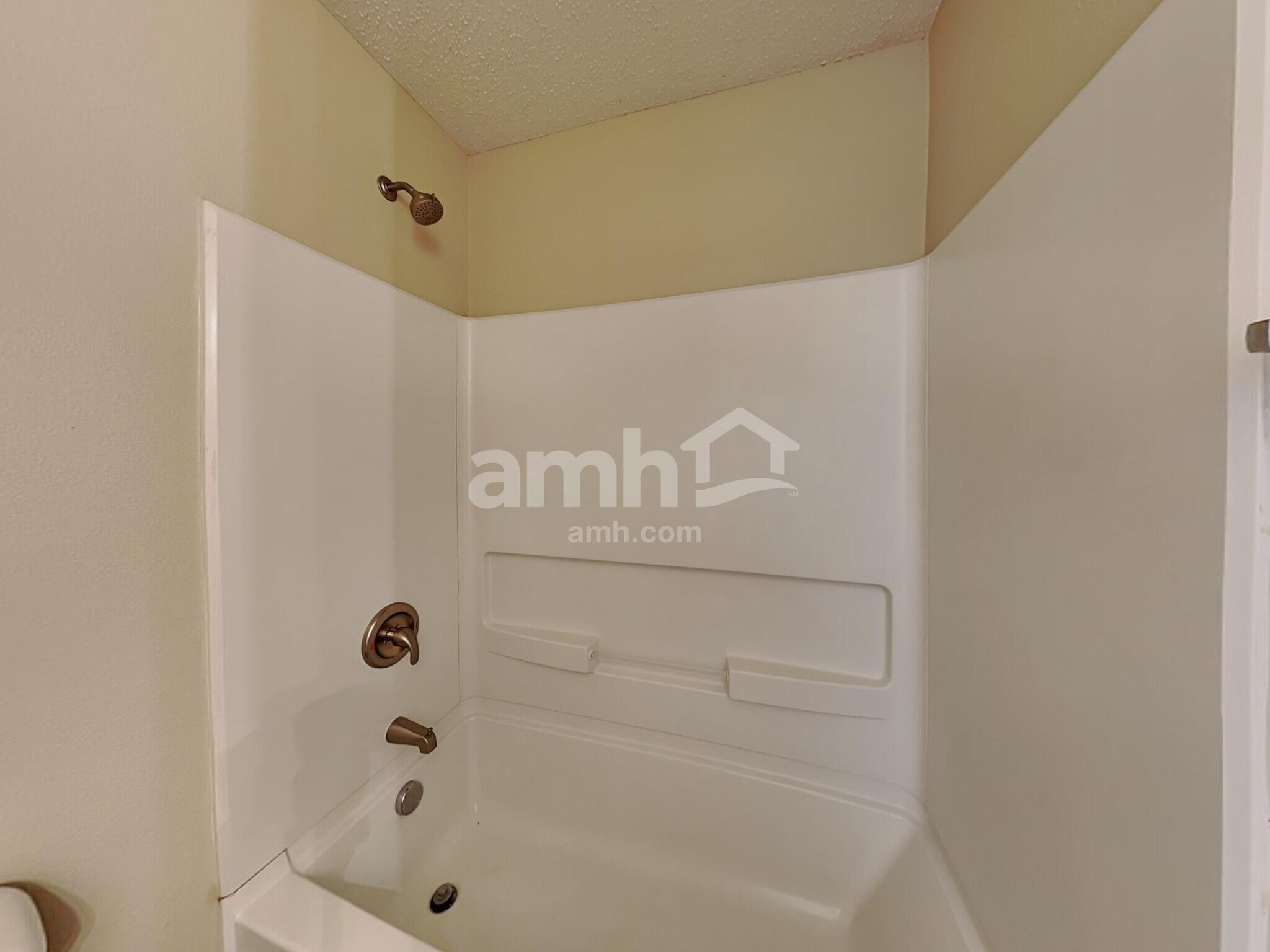 Building Photo - 10767 Wymm Ln