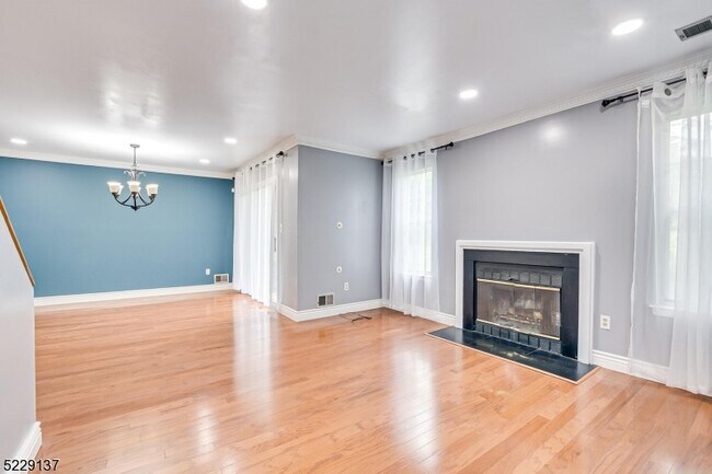 Building Photo - 131 Bonney Ct