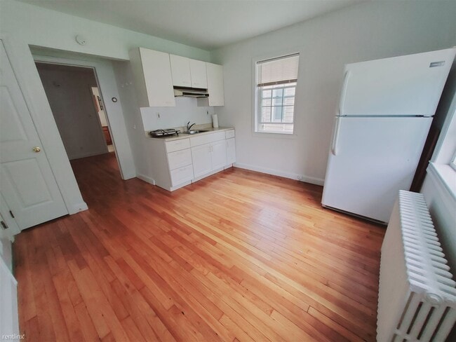 Primary Photo - Studio, 1 bath Condo - 40 Arthur Pl Unit 1