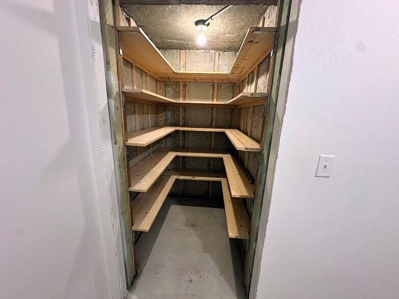 Building Photo - 3453 Kennekuk Cir