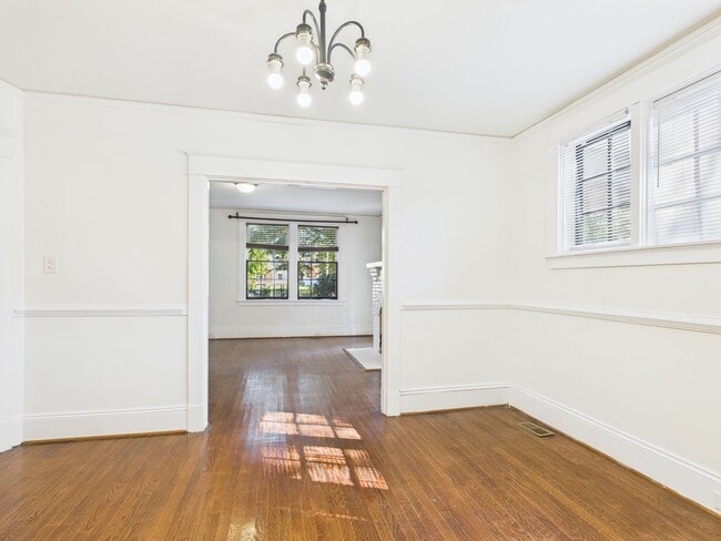 Building Photo - 4222 Chamberlayne Ave