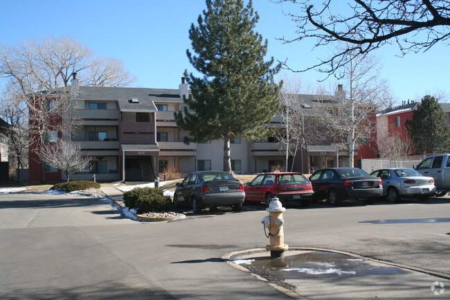 Primary Photo - Fairways Apartments