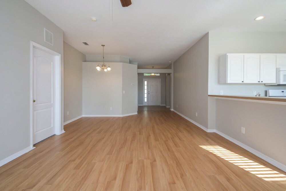 Building Photo - 6748 Monarch Park Dr