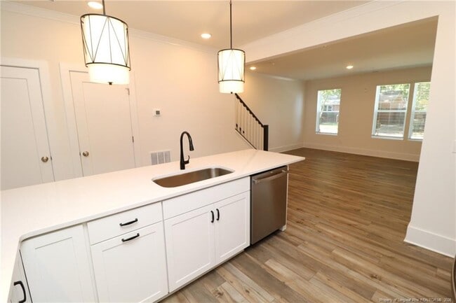 Building Photo - 110 Byrum St