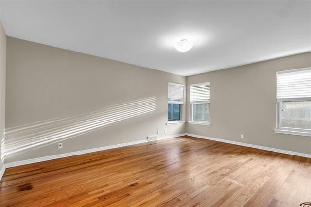 Building Photo - 918 Beechwood Dr