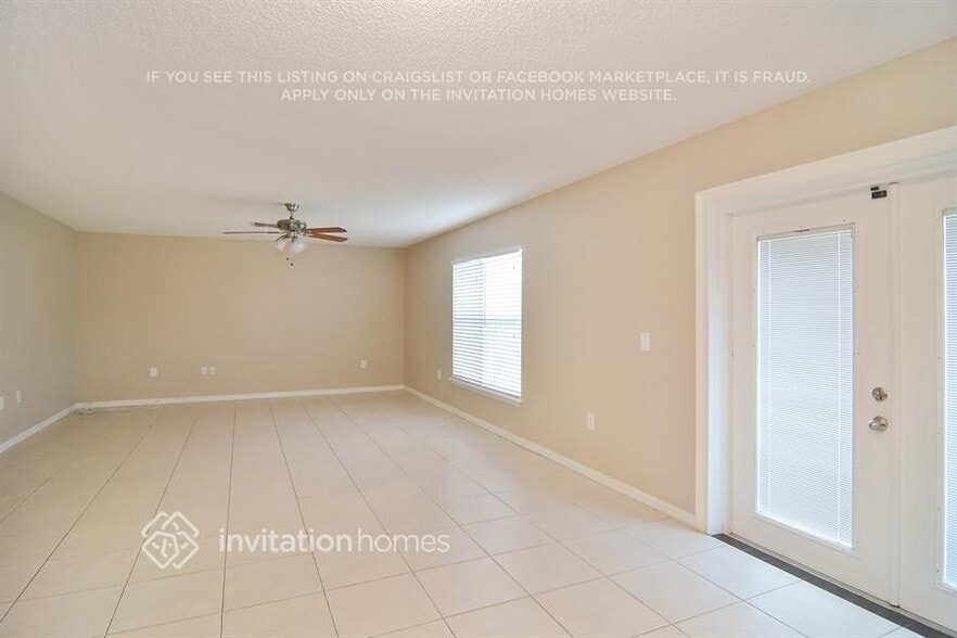 Building Photo - 1249 SW Mancuso Ave