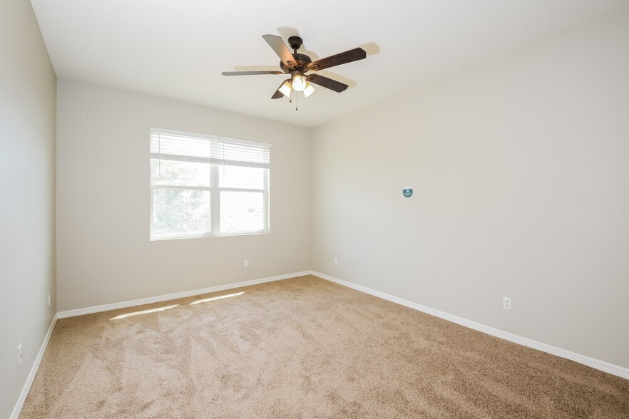 Building Photo - 12425 Hammock Pointe Cir