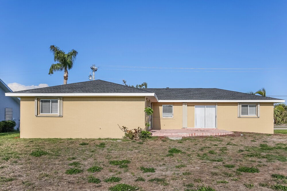 Building Photo - 4336 Country Club Blvd