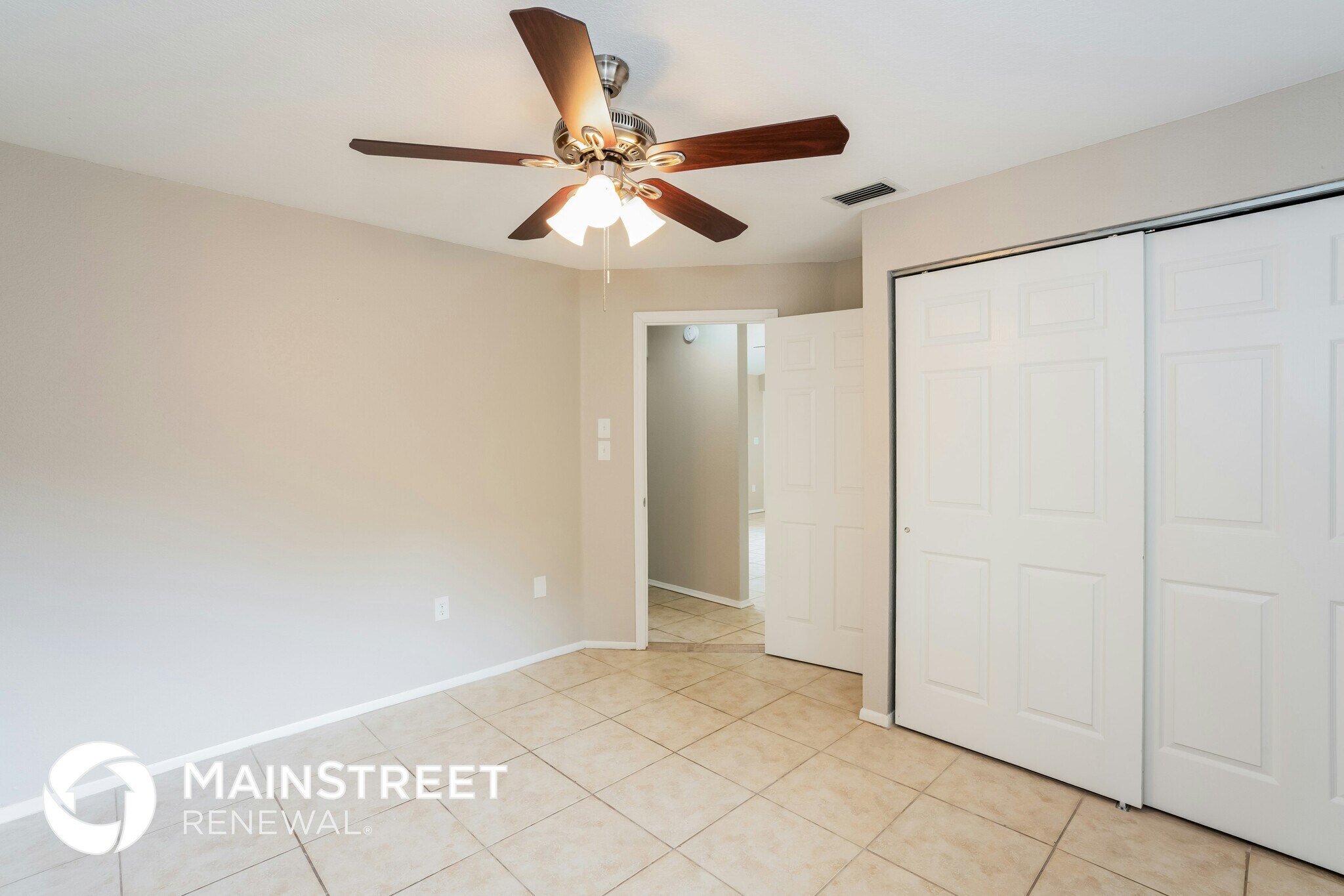 Building Photo - 1043 Cazenovia St