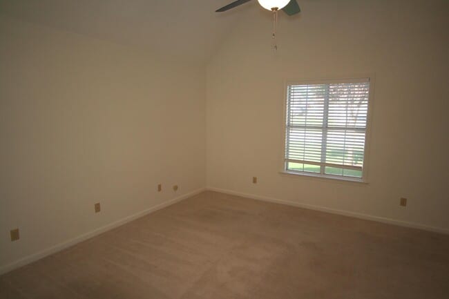 Building Photo - 1388 Milestone Dr