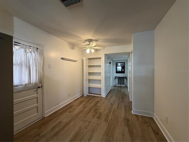 Building Photo - 3230 W St Conrad St