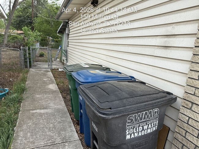 Building Photo - Wonder Homes