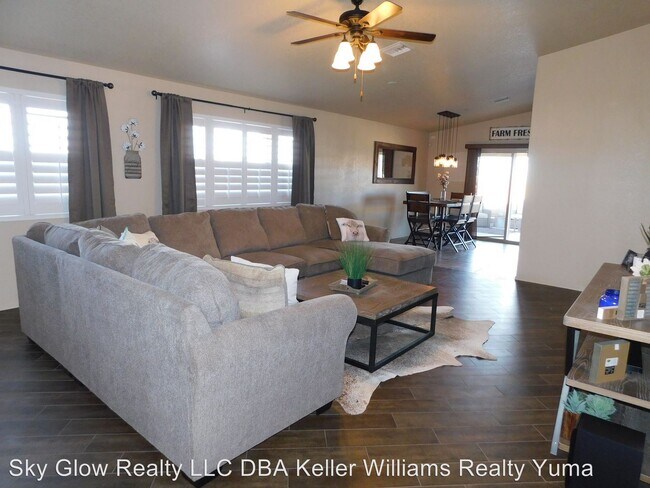 Building Photo - 4 br, 2 bath House - 6522 E. 33rd St
