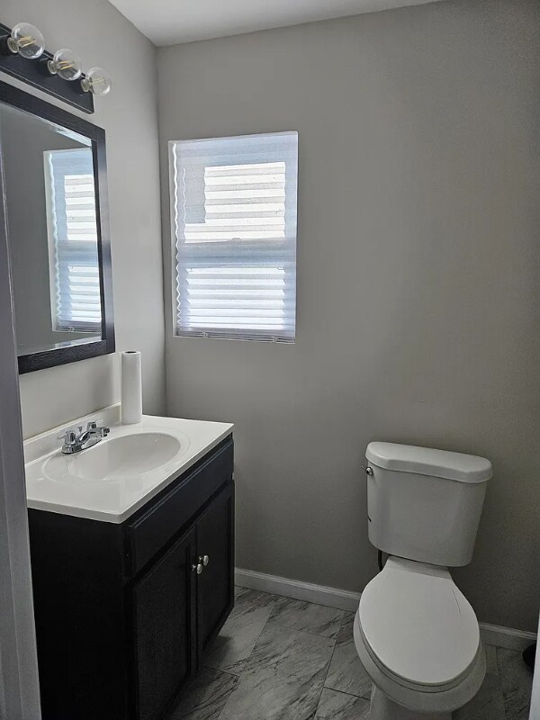 Building Photo - 109 60th St