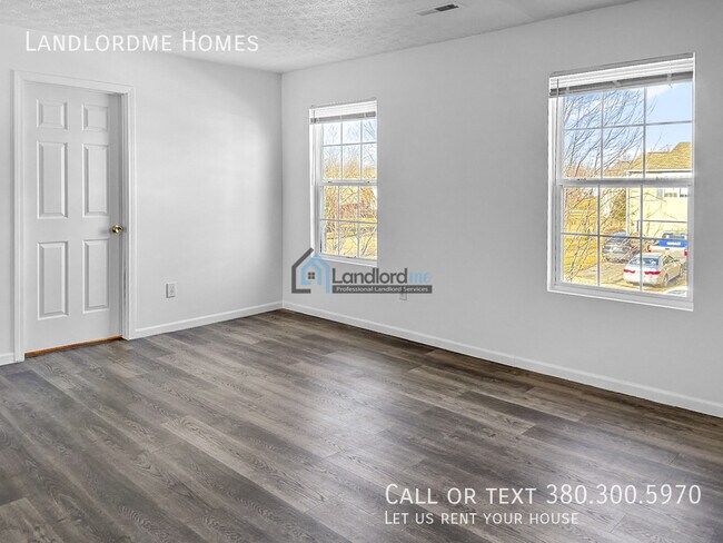 Building Photo - 8111 Royal Elm Dr