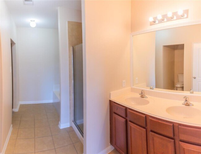 Building Photo - 5123 Harbor Palm Dr