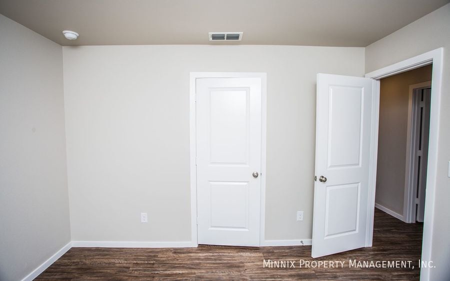 Building Photo - 2134 Kirksey Ave