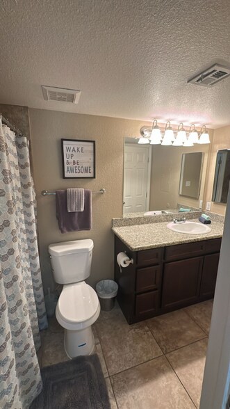 Building Photo - 5039 N 57th Ave